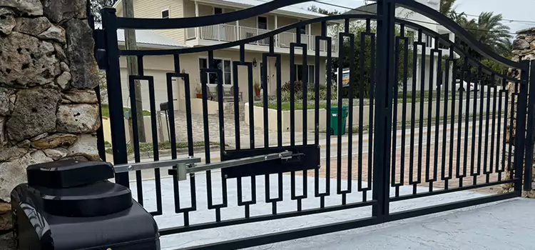 Swing Gate Opener with Keypad McNair