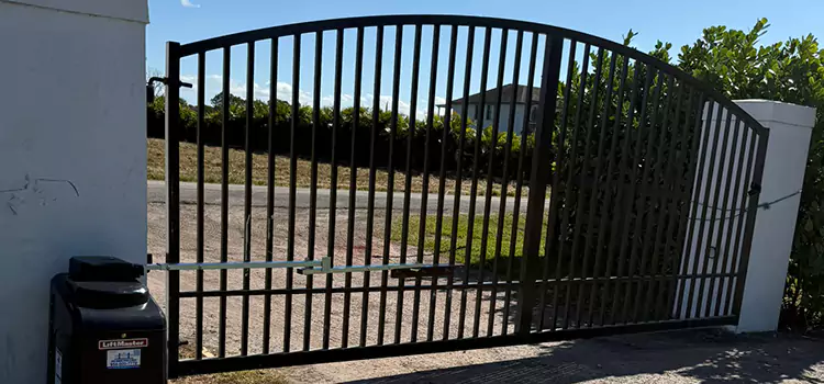 Driveway Fence Repair McNair
